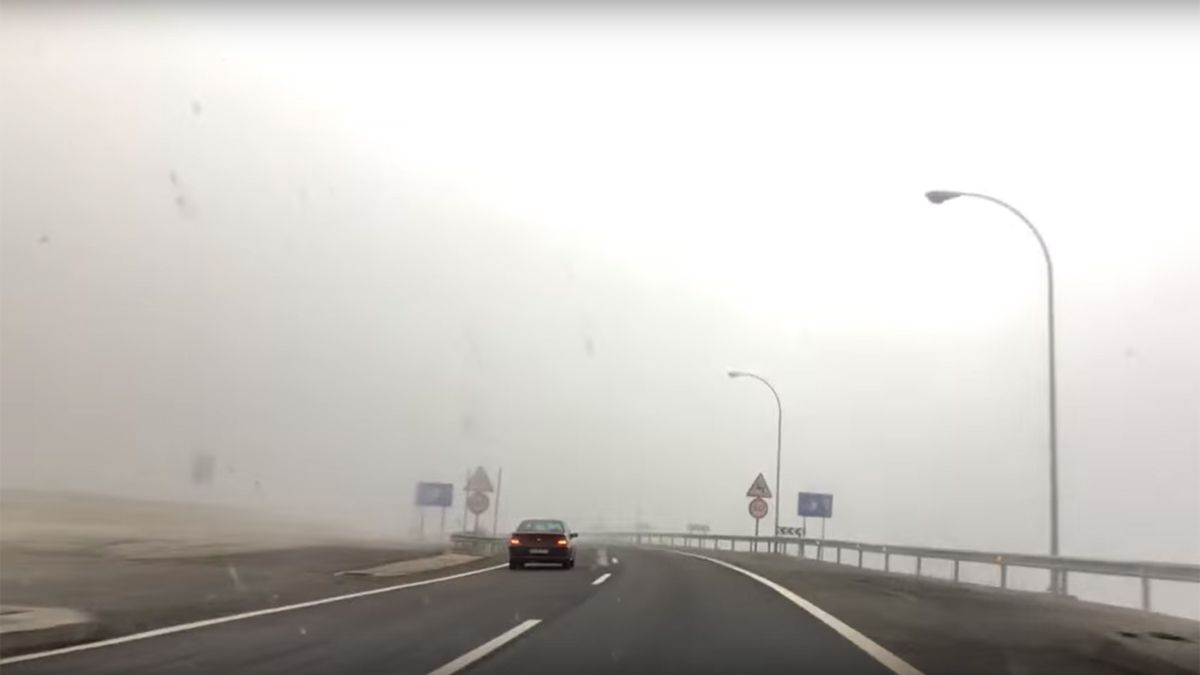 La niebla aparece nada más cruzar el Negrón. | ELOPI23 YOUTUBE La niebla aparece nada más cruzar el Negrón. | ELOPI23 YOUTUBE