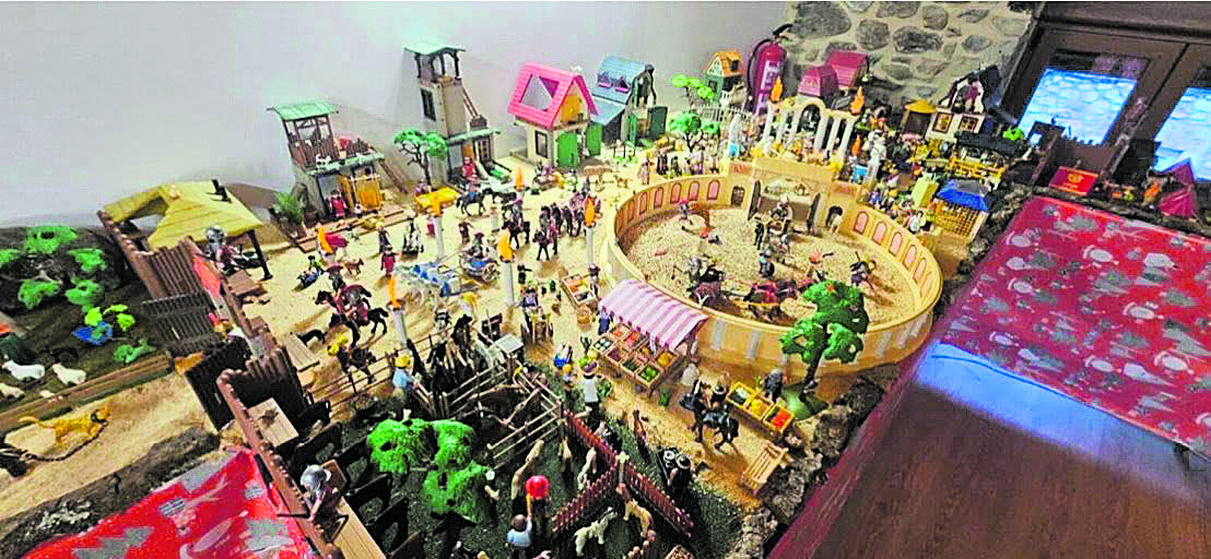 Belén de Playmobil de Jesús Tascón en Cármenes. 