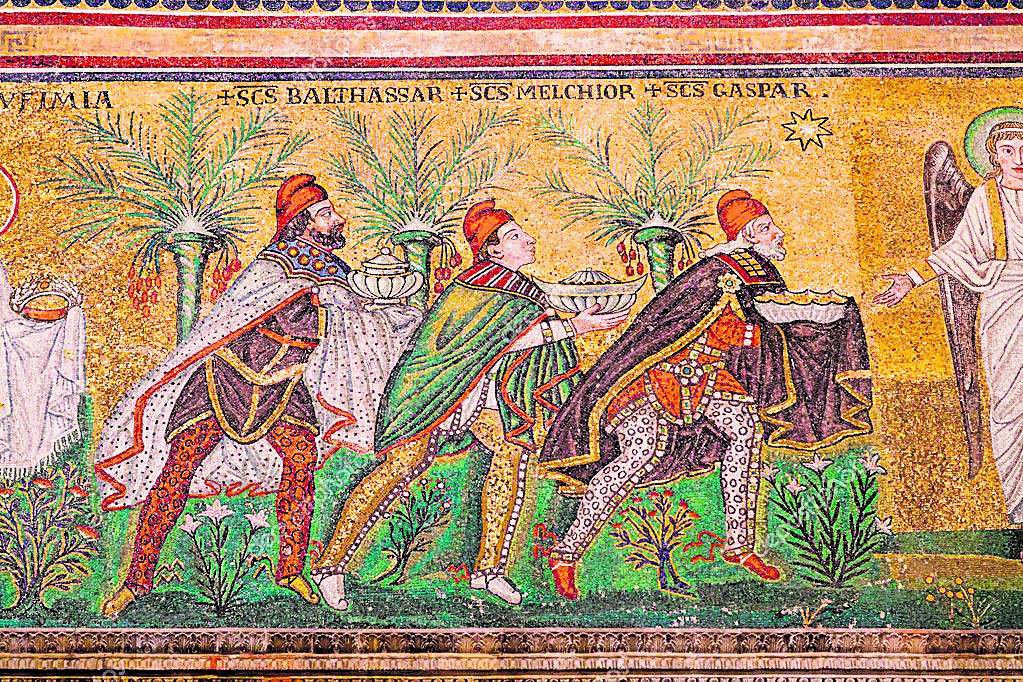 Mosaico en la basílica de San Apolinar el Nuevo, en Rávena, con los tres Reyes Magos’. | Universal History Archive/UIG 