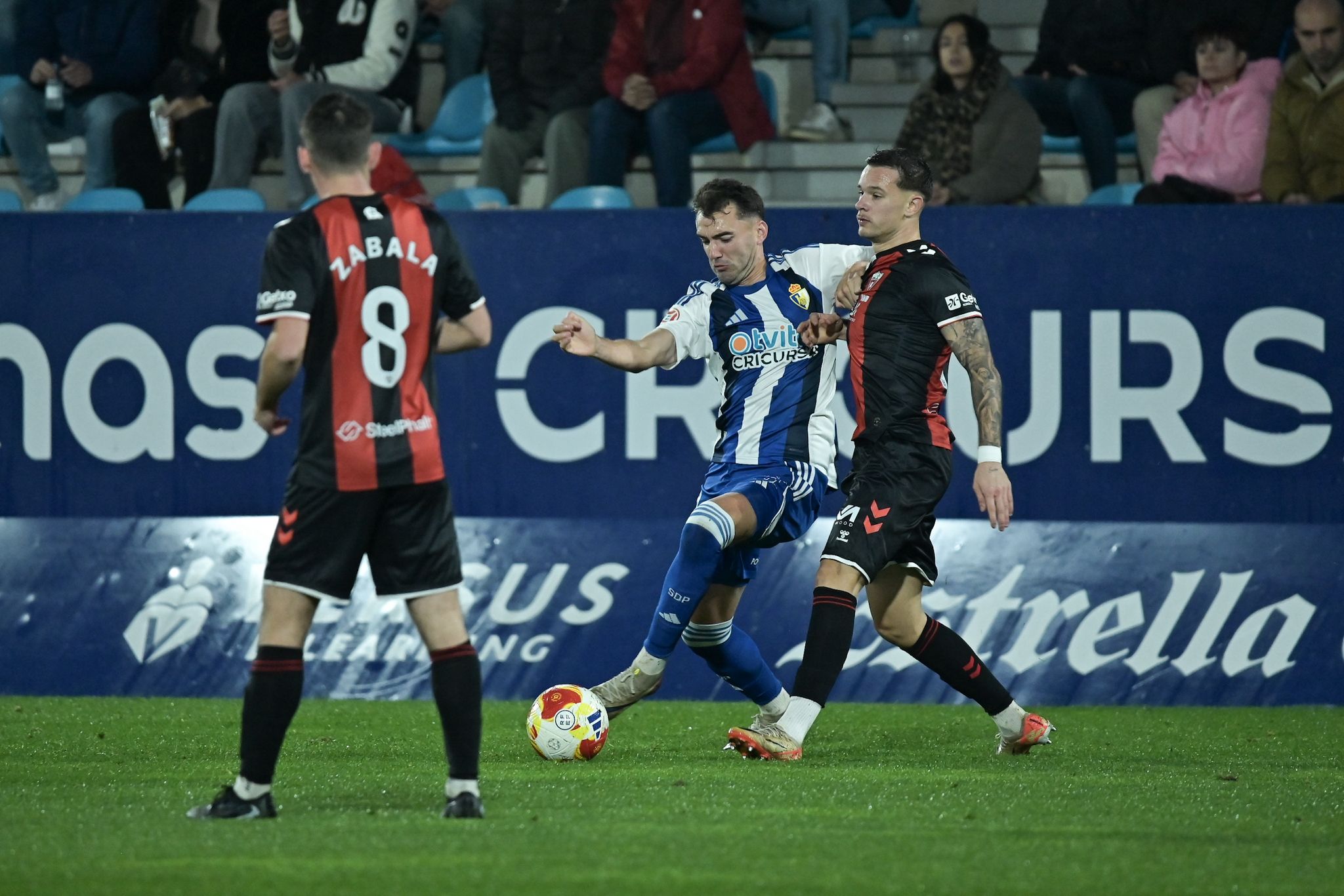 Nafti está a solo una derrota de Estévez con la mitad de partidos. QUINITO