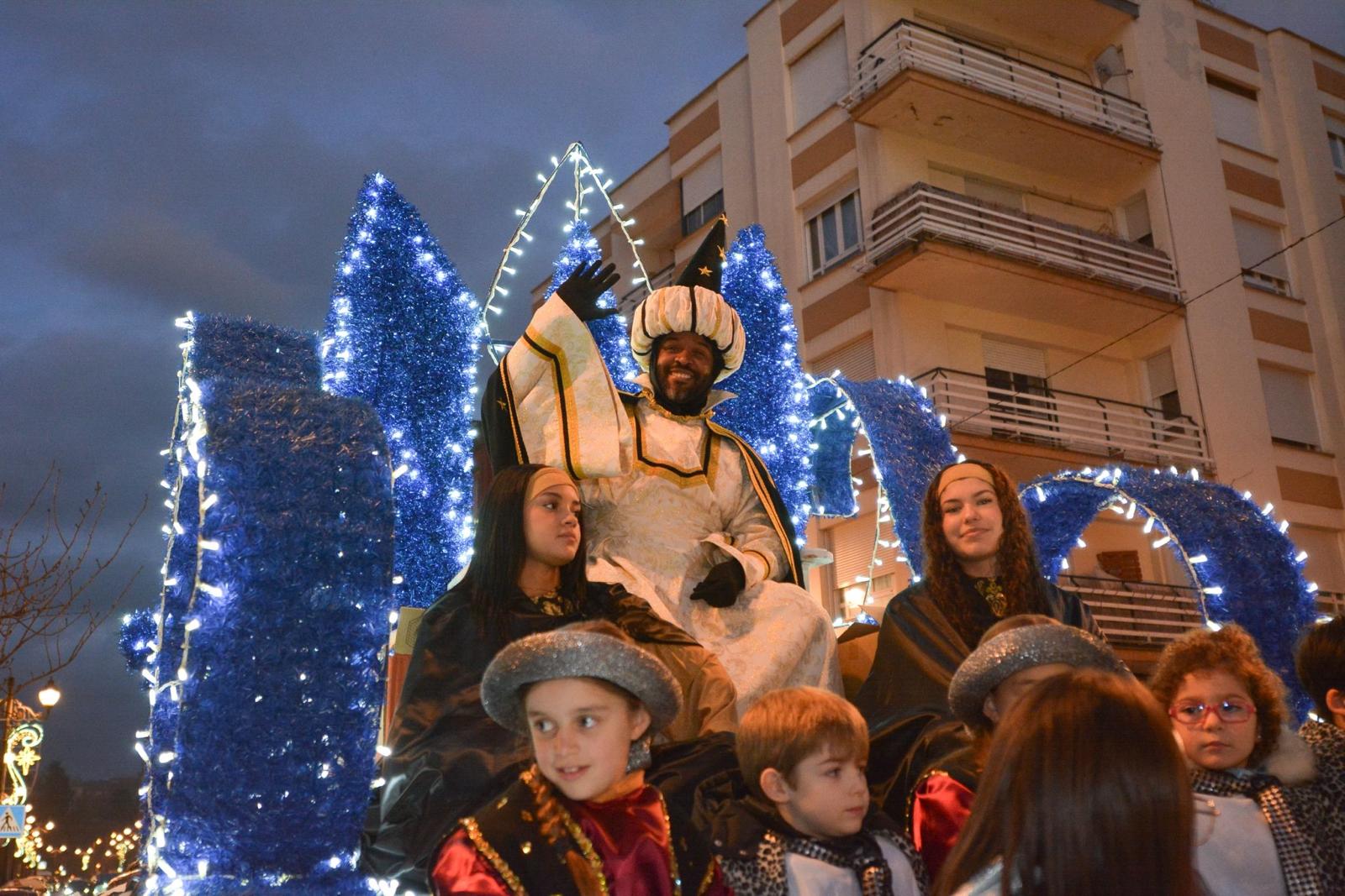 El Mago Chalupa en la cabalgata de Reyes. | L.N.C.