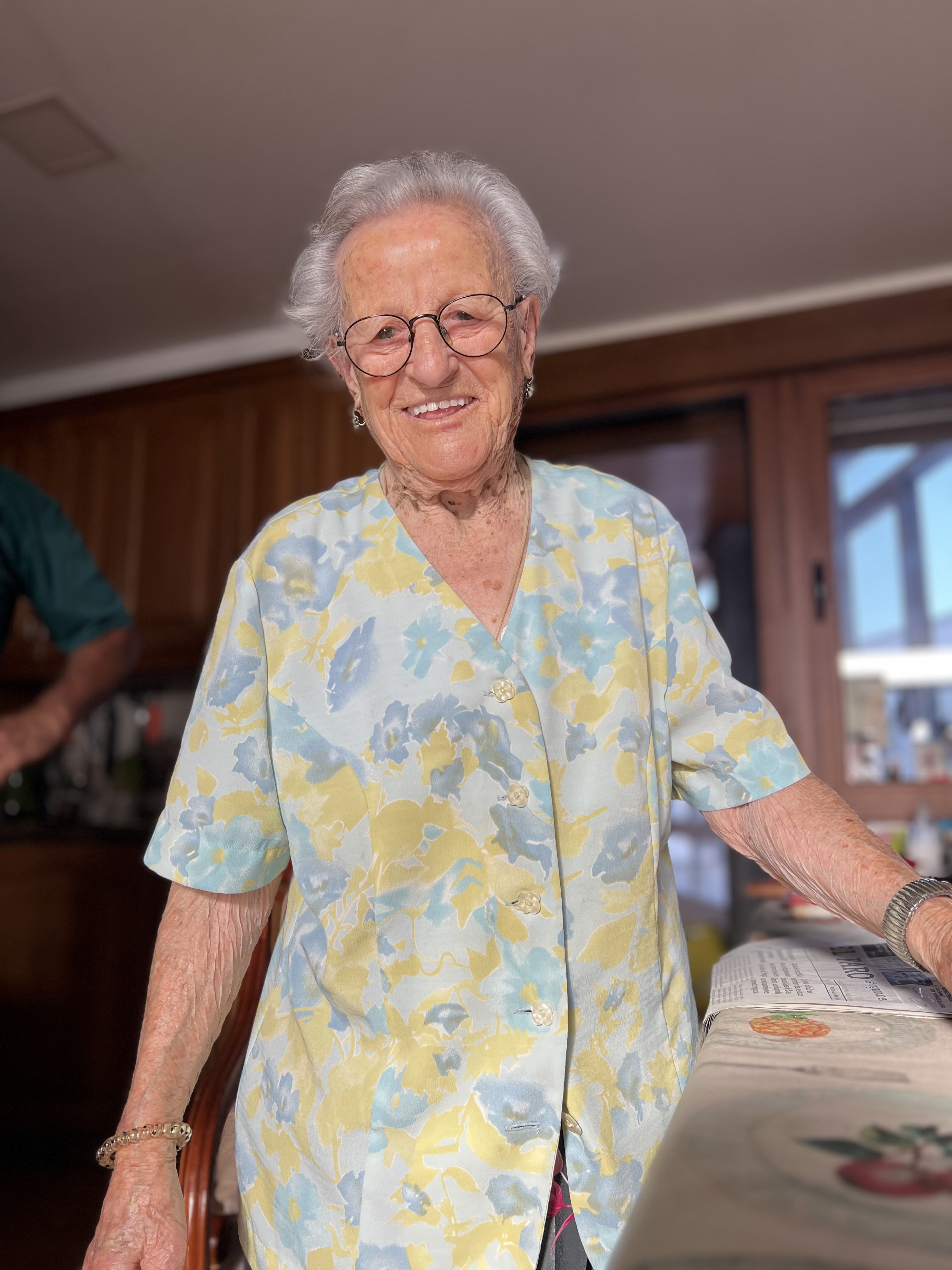 Irundina Martínez Fernández cumplirá este domingo 101 años en Santibáñez de la Isla. | L.N.C.