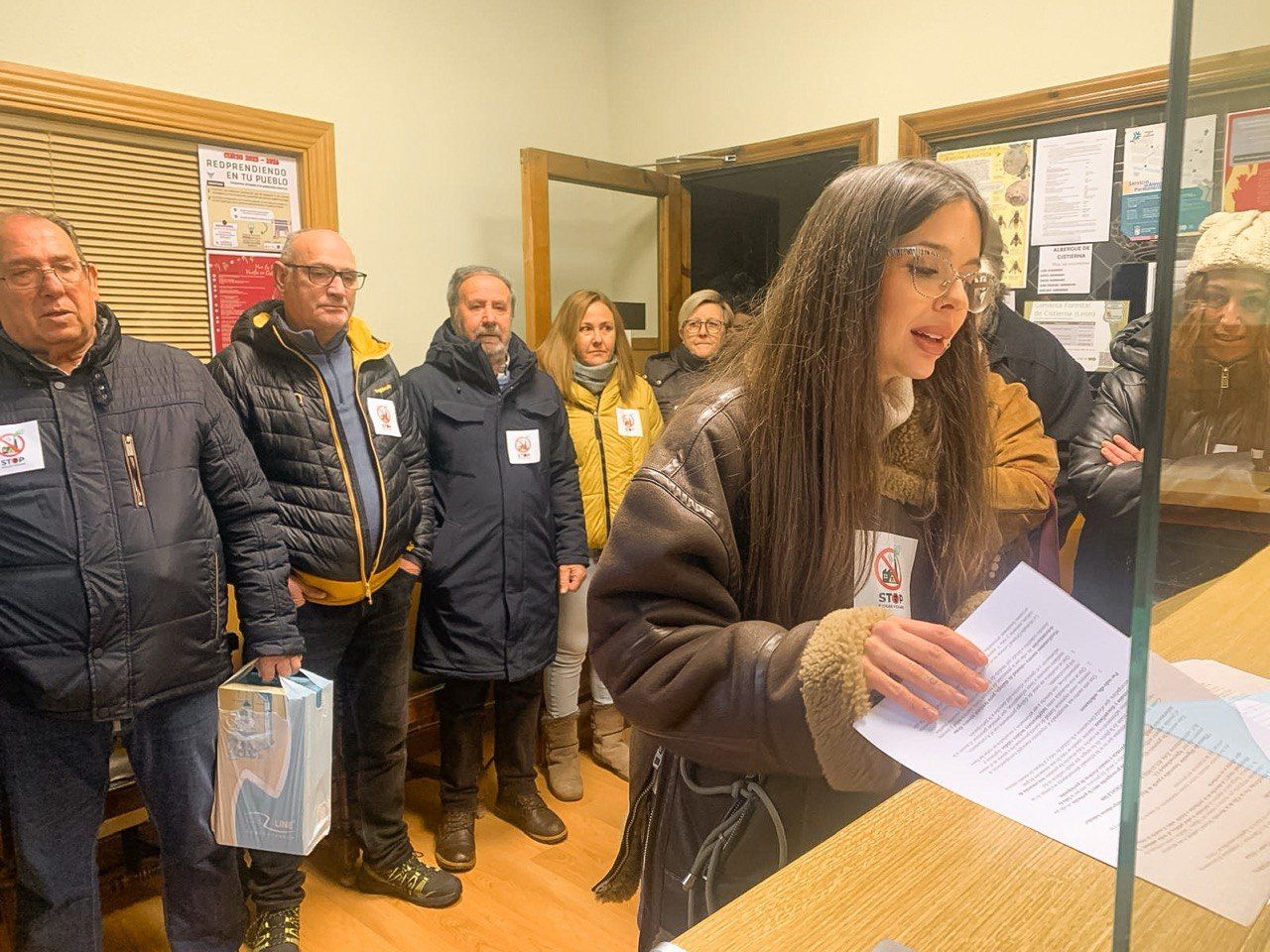 Imagen de la plataforma en el ayuntamiento de Cistierna