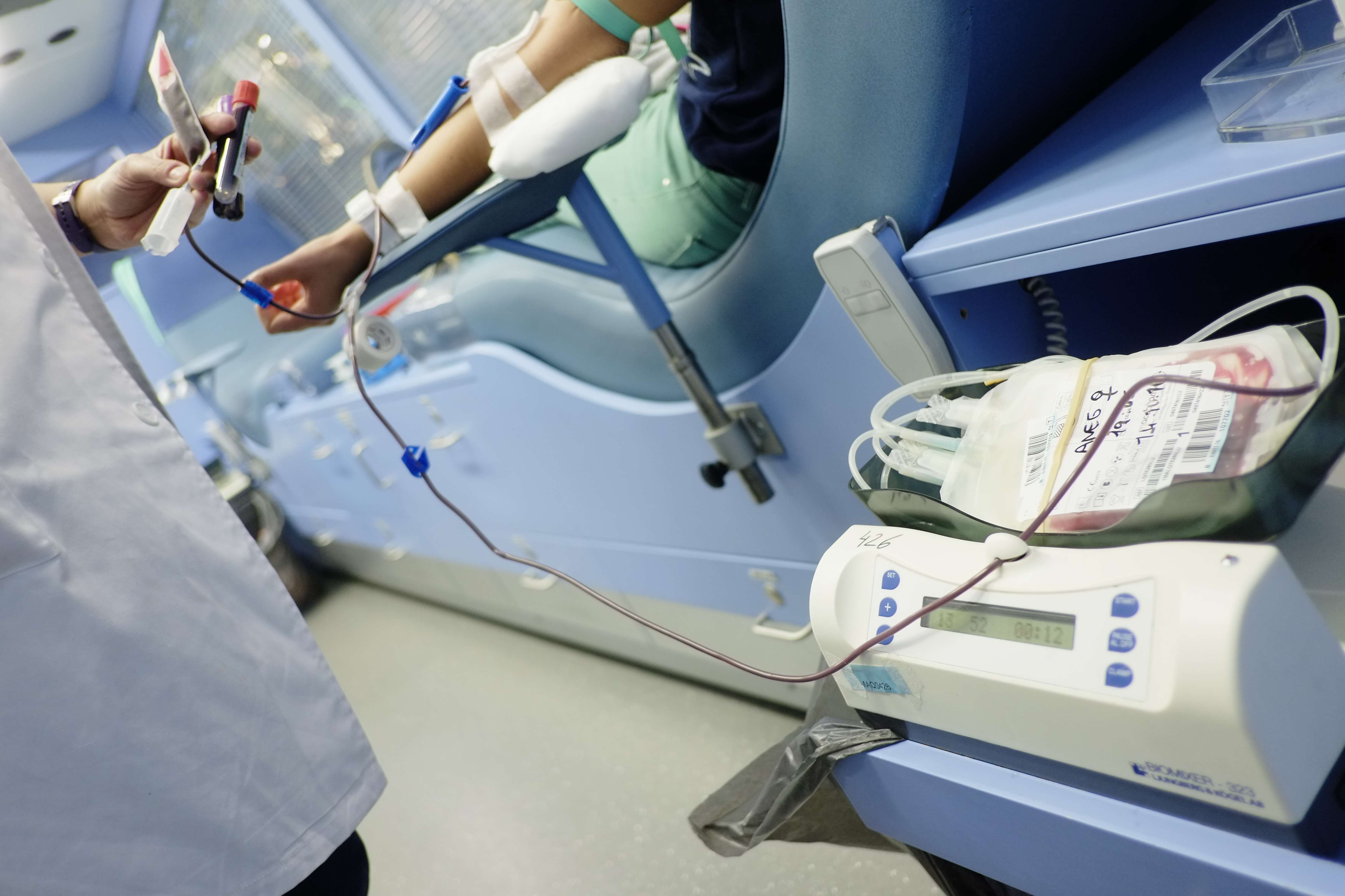 Donación de sangre en una imagen de archivo. | DANIEL MARTÍN