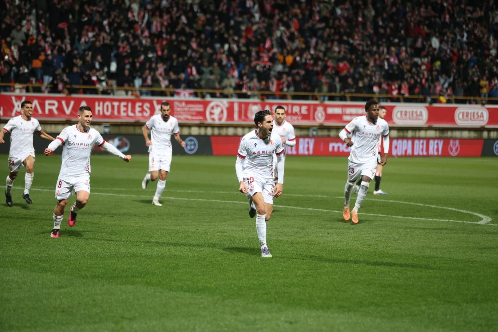 Cultural Athletic (27)