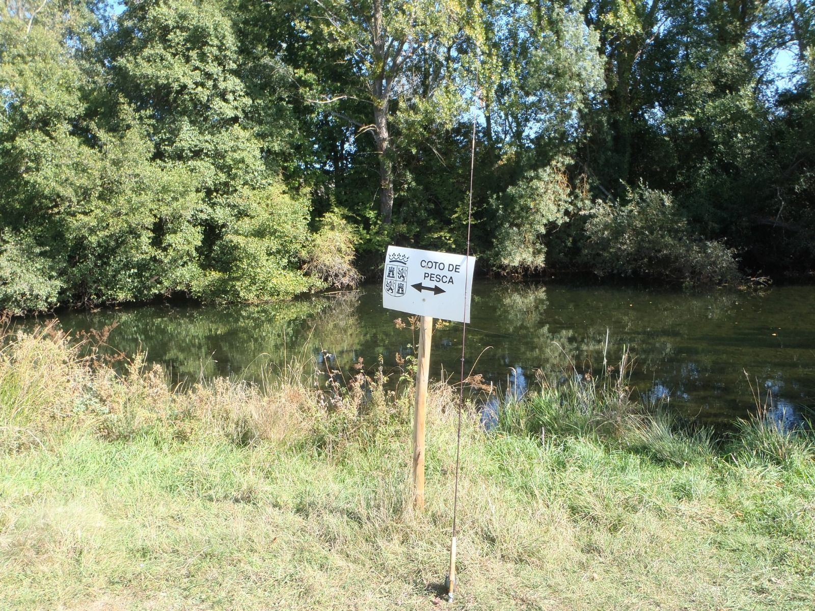 Coto de pesca Vegaquemada en el Río Porma. R.P.N