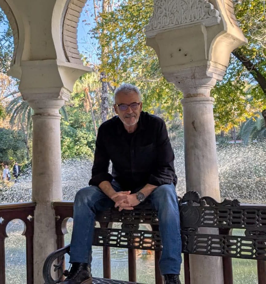 José Quesada Moreno se lleva los 1.000 euros de premio gracias a su obra llamada 'Huérfanos del viento'.