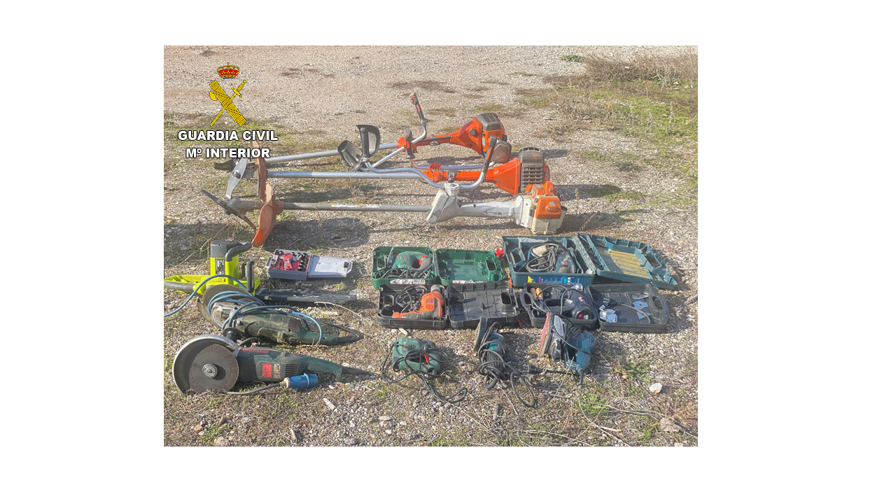 Material incautado por la Guardia Civil.