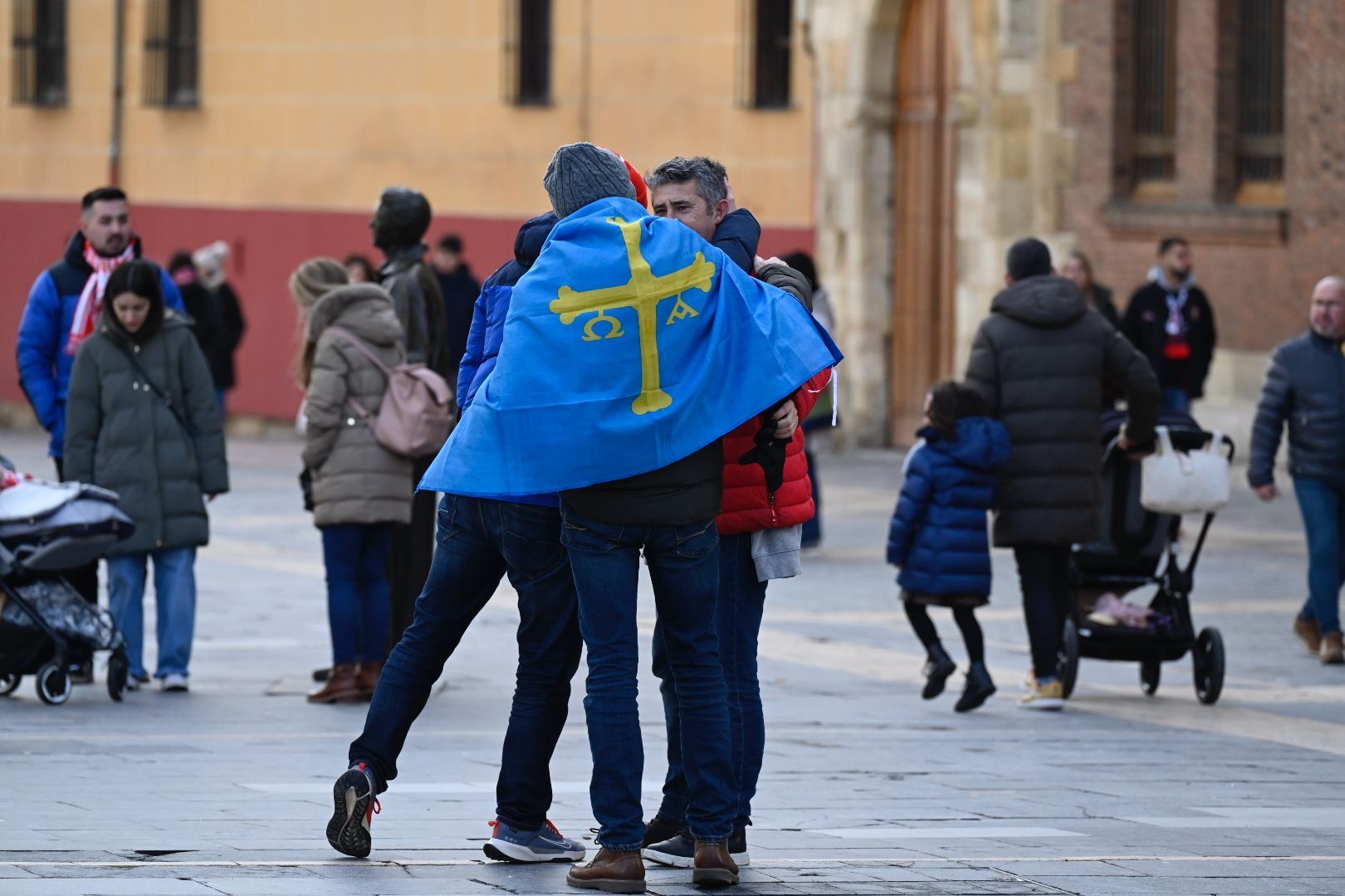 Aficion del Sporting en León (2)
