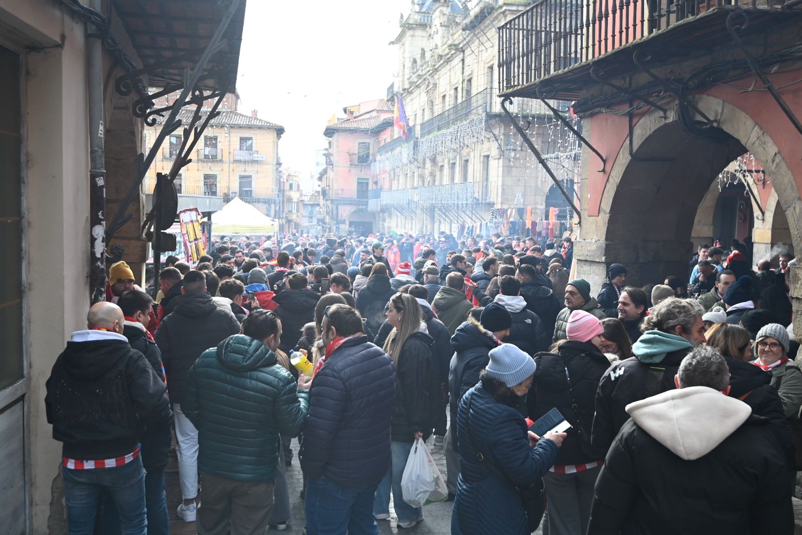 Aficion del Sporting en León (12)