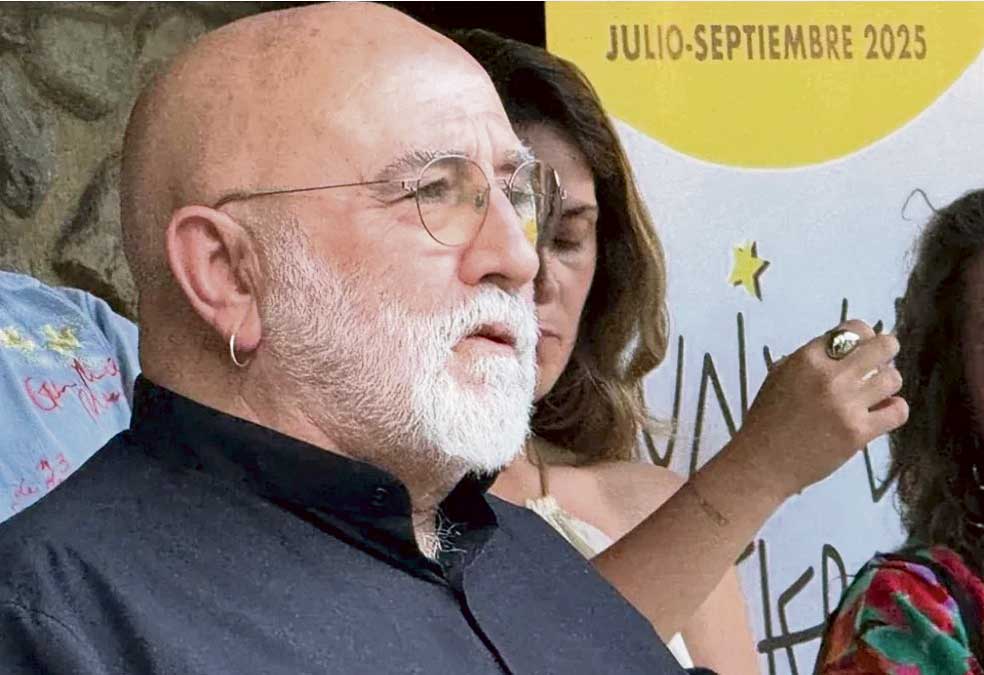 Manolo Sierra, pintor, muralista, artista comprometido, en uno de los homenajes que el pasado verano le rindieron en ‘sus tierras’, Laciana y Babia