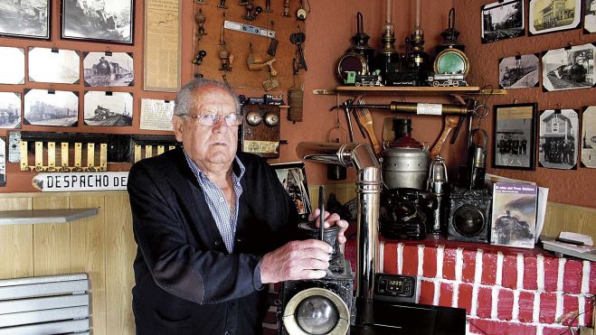 Maximiano Diez, en su Cantina Museo en Palacio de Valdellorma. | JESÚS DIEZ