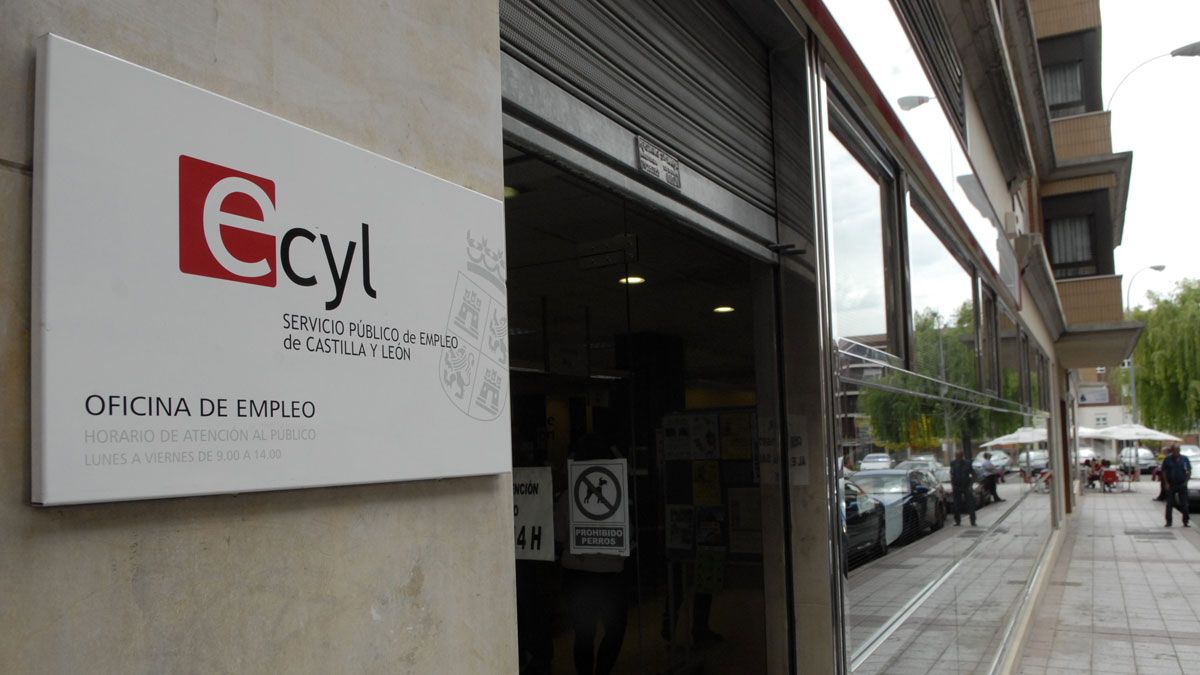 Una de las oficinas del Servicios de Empleo de la Junta de Castilla y León (Ecyl). | MAURICIO PEÑA