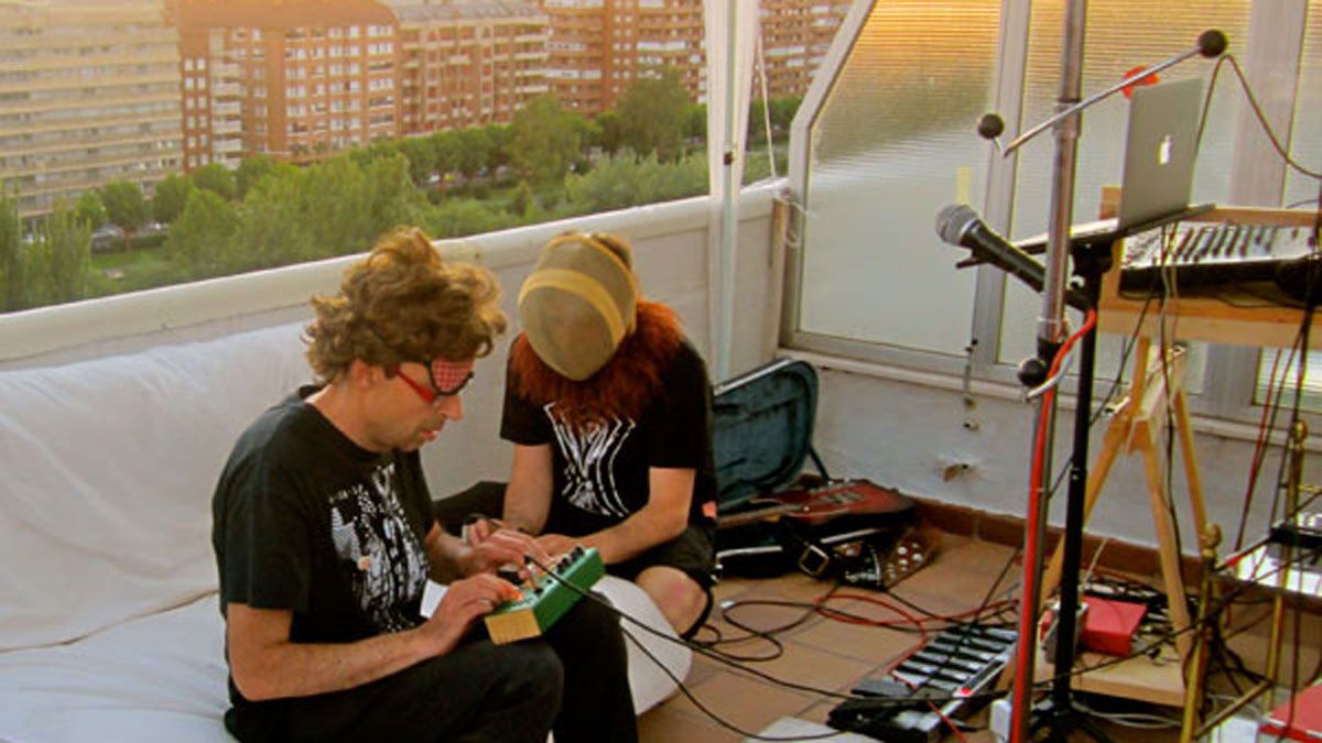 Queer Toys actuarán mañana en el Auditorio del Castillo de Valencia de Don Juan. | L.N.C.