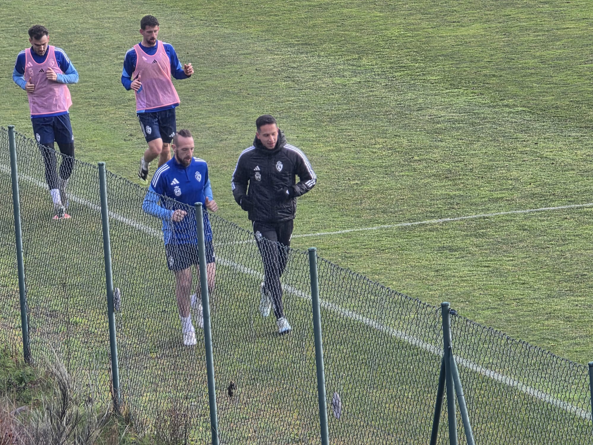 Petkov durante su primera sesión con la Ponferradina en el Anexo Jesús Tartilán. JORGE RAMOS