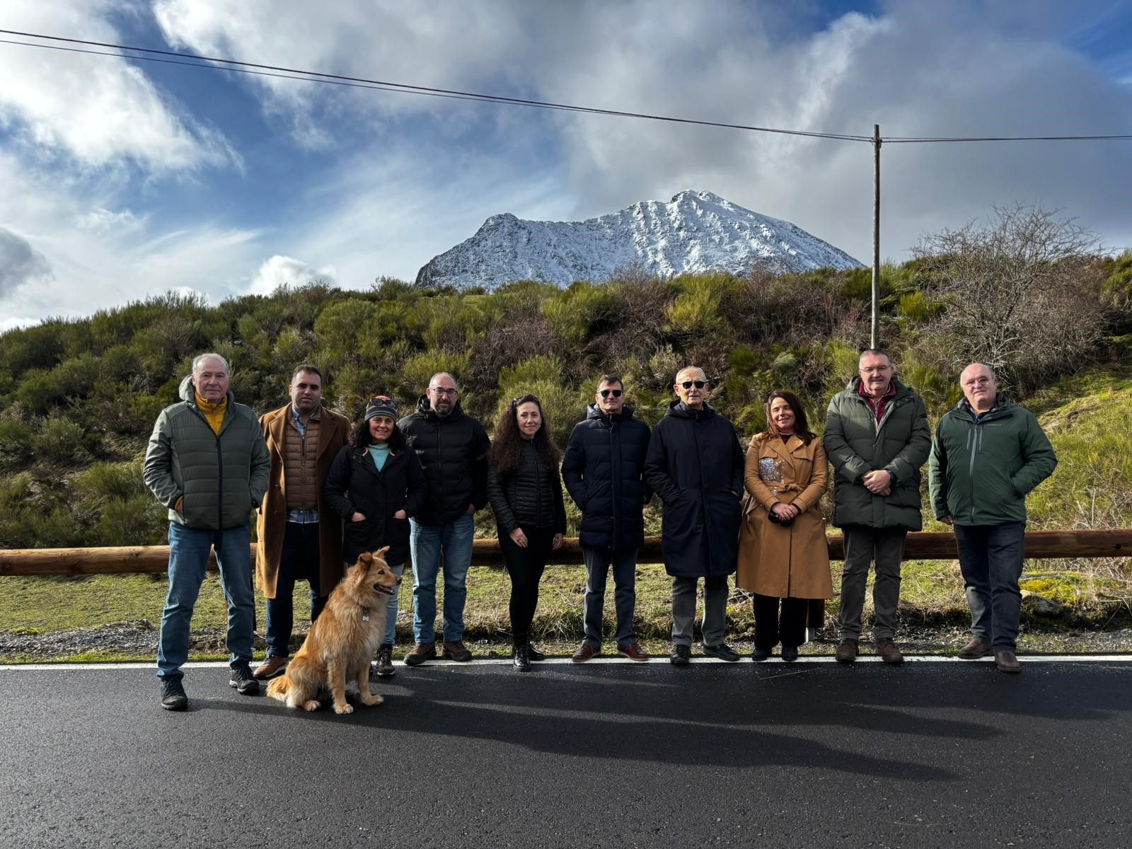 Finalizan las obras de ensanche y mejora de la carretera de acceso a Redipollos.