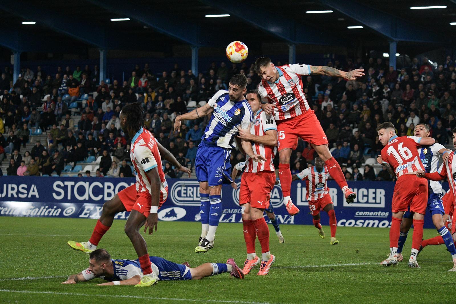 La Ponferradina recibirá 420 entradas para la visita a Lugo, que podrían ser ampliadas. QUINITO