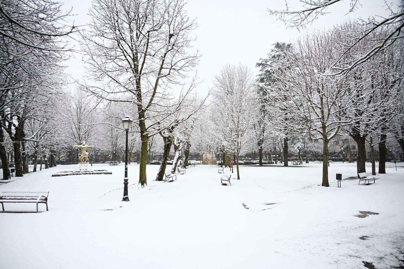 La borrasca Kristin tiñe León de blanco (23)