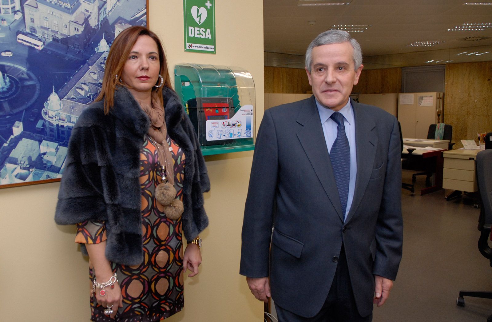 María José Álvarez, junto al que fuera alcalde Emilio Gutiérrez. | MAURICIO PEÑA