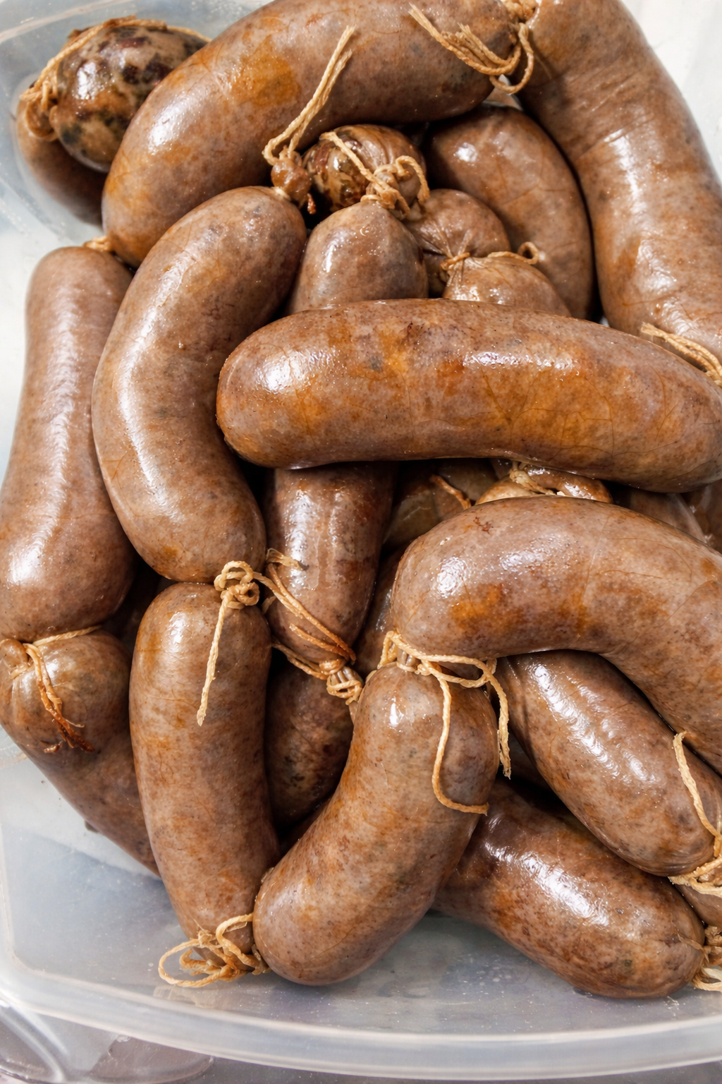 Productos como la morcilla no faltarán en los menús festivos de las jornadas. | E. NIÑO