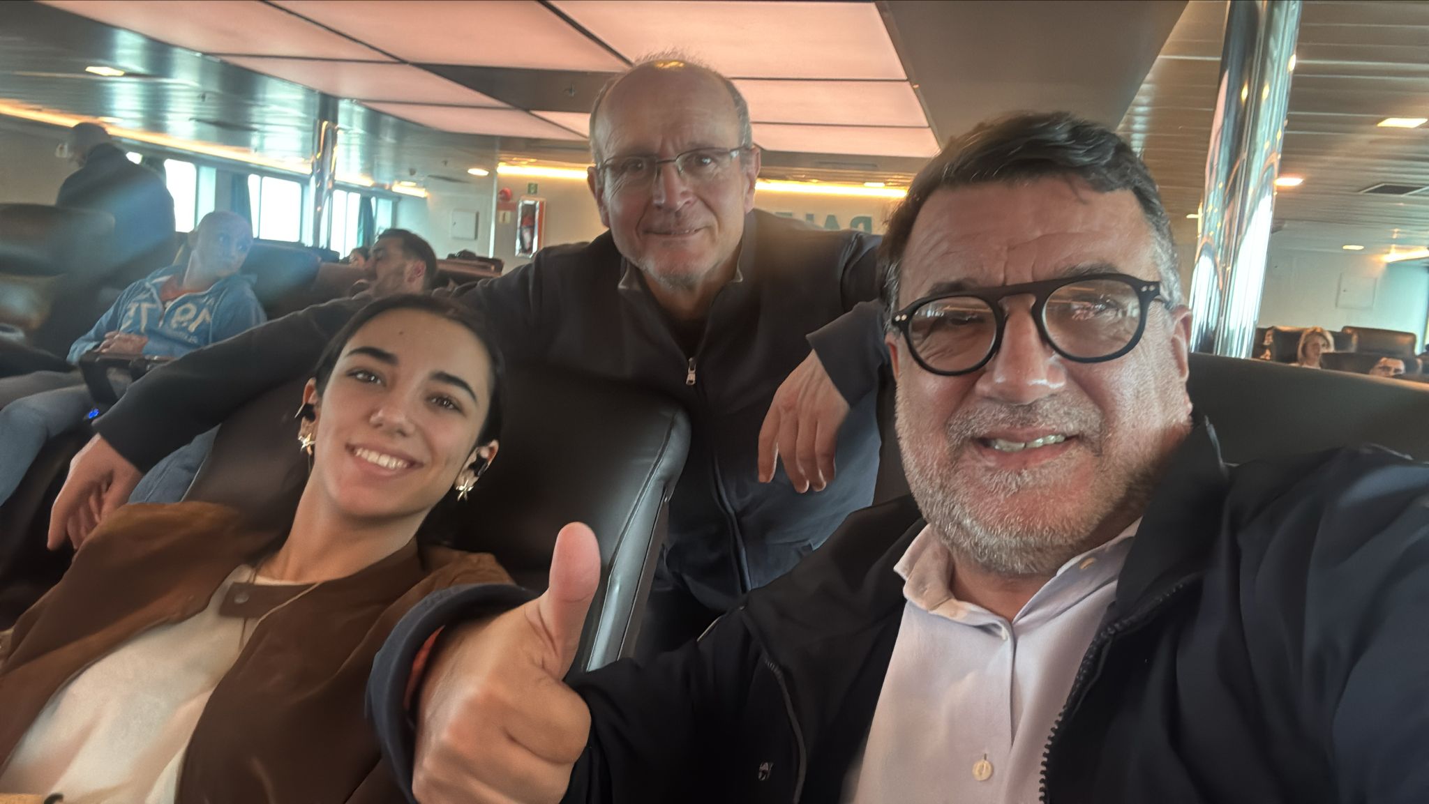 Carmen, Ángel y Carlos, de vuelta a Algeciras en el ferri. | L.N.C.