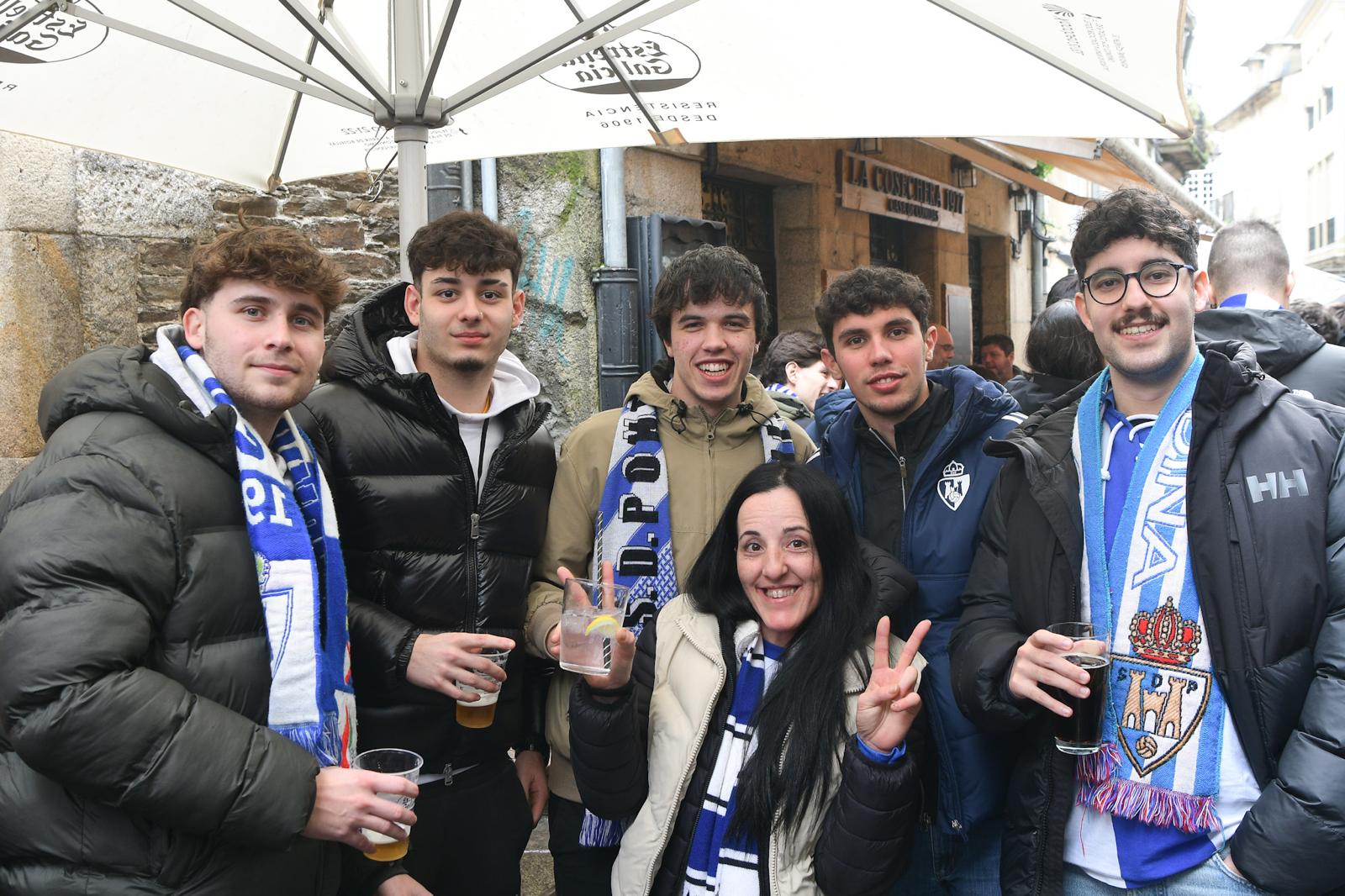 La afición de la Ponferradina se desplazó a Lugo para vivir de cerca el 'Derbi de los Ancares'. ENRIQUE RAMÓN (3)