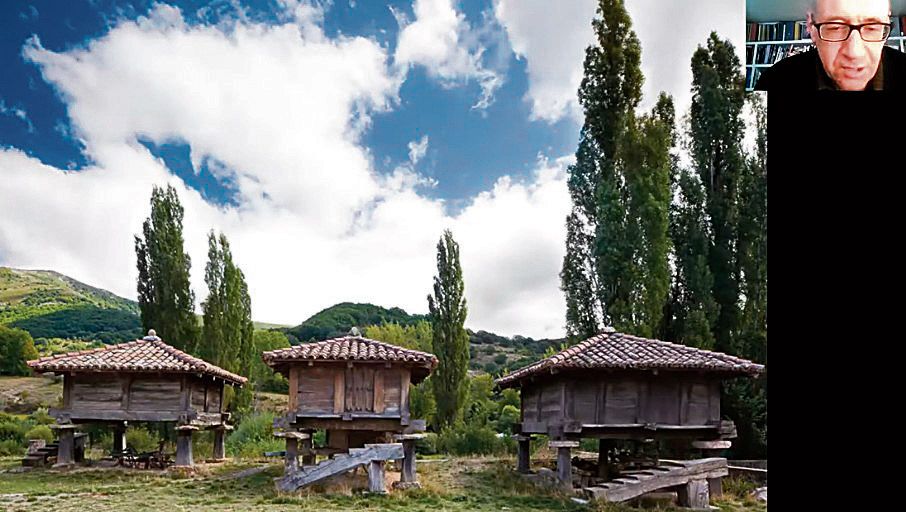 Eloy Algorri (en el recuadro superior) en una de sus numerosas conferencias divulgativas sobre hórreos leoneses. | M.A.S.