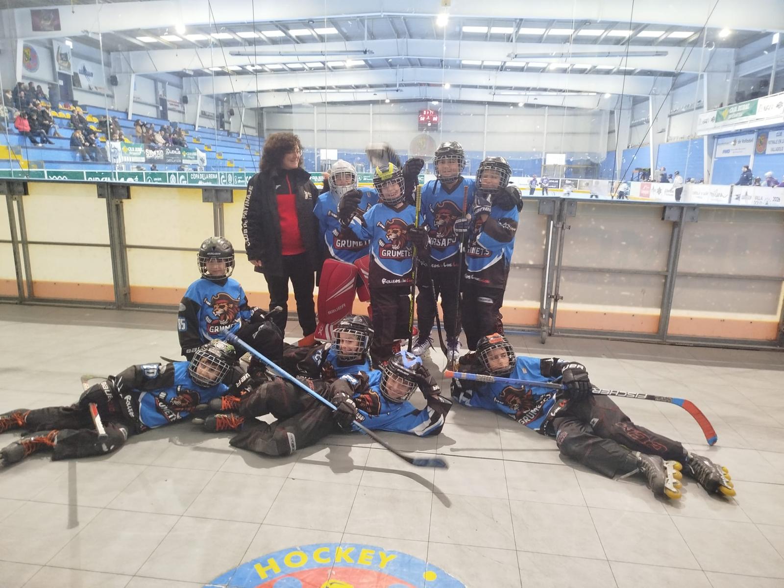 Plantilla del Club Deportivo In Line en la tercera jornada Regional en Valladolid. LNC