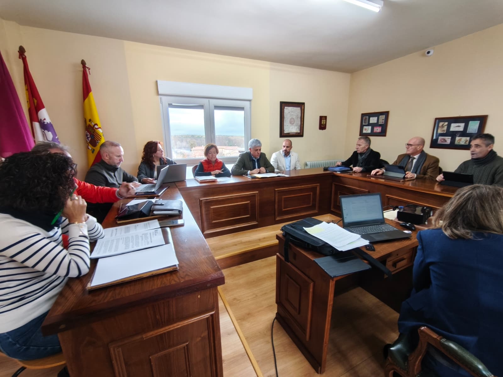 La Comisión Territorial de Patrimonio en Val de San Lorenzo. | L.N.C. La Comisión Territorial de Patrimonio en Val de San Lorenzo. | L.N.C.
