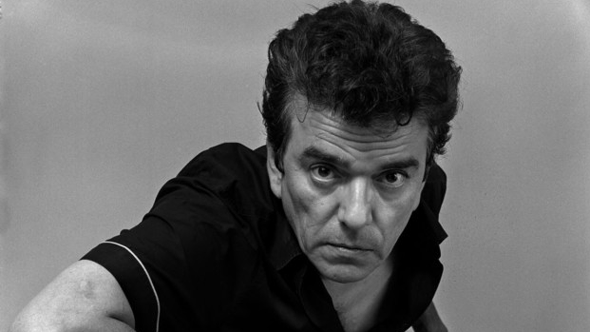 El que fuera cantante de Gabinete Caligari no estará finalmente en el espectáculo. El que fuera cantante de Gabinete Caligari no estará finalmente en el espectáculo.