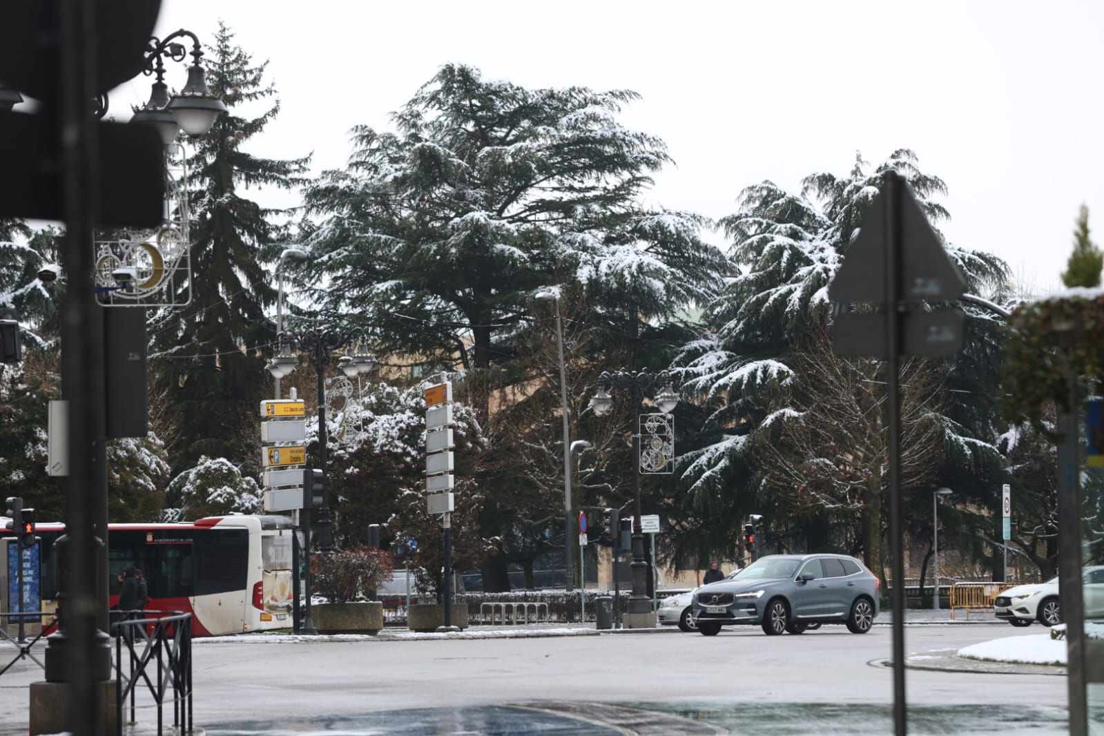 La borrasca Leonardo trae más nieve a León (7)