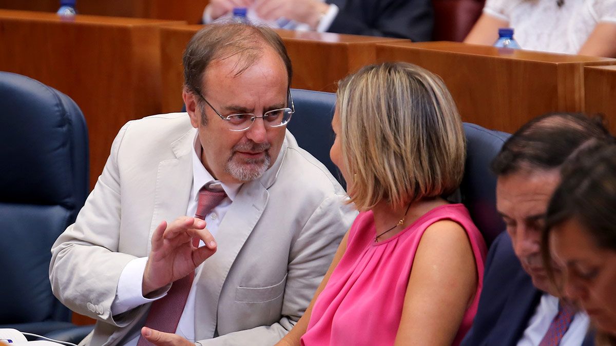 El consejero Fernando Rey, en el pleno de las Cortes de este martes. | ICAL
