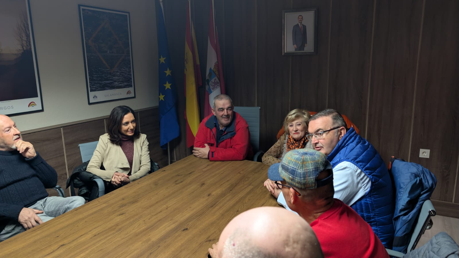 Alicia Gallego durante el encuentro que mantuvo en La Bañeza. | L.N.C.