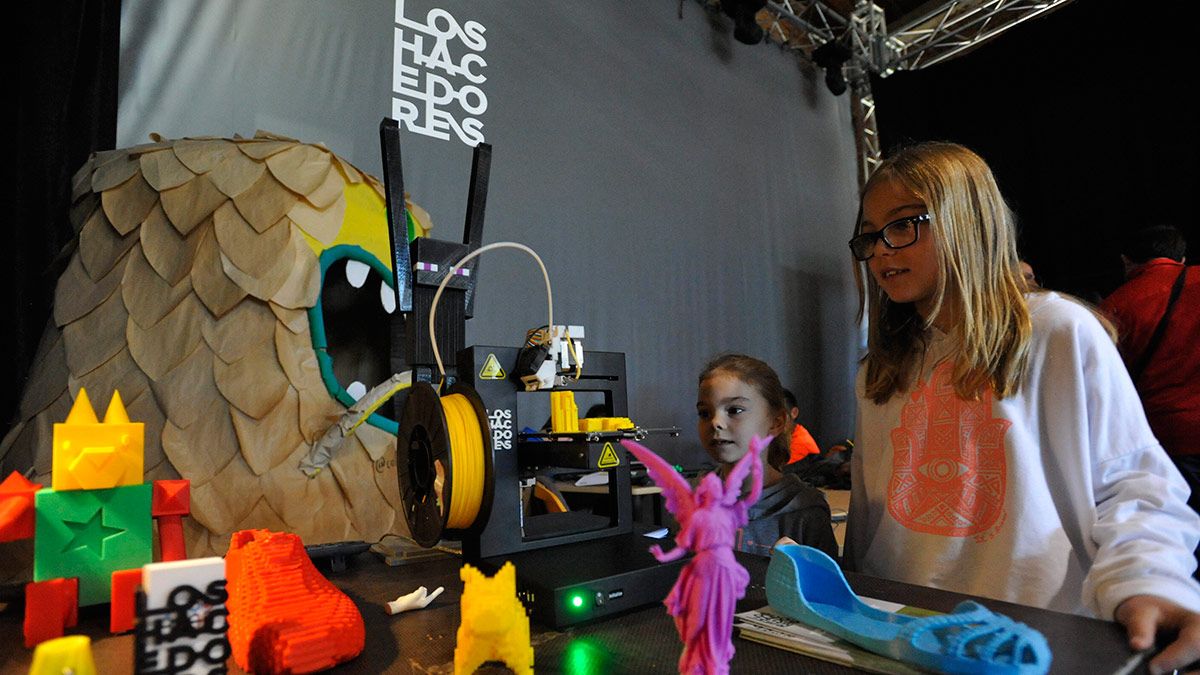 Se trata de la tercera edición de la feria 3D Printer Party. | DANIEL MARTÍN