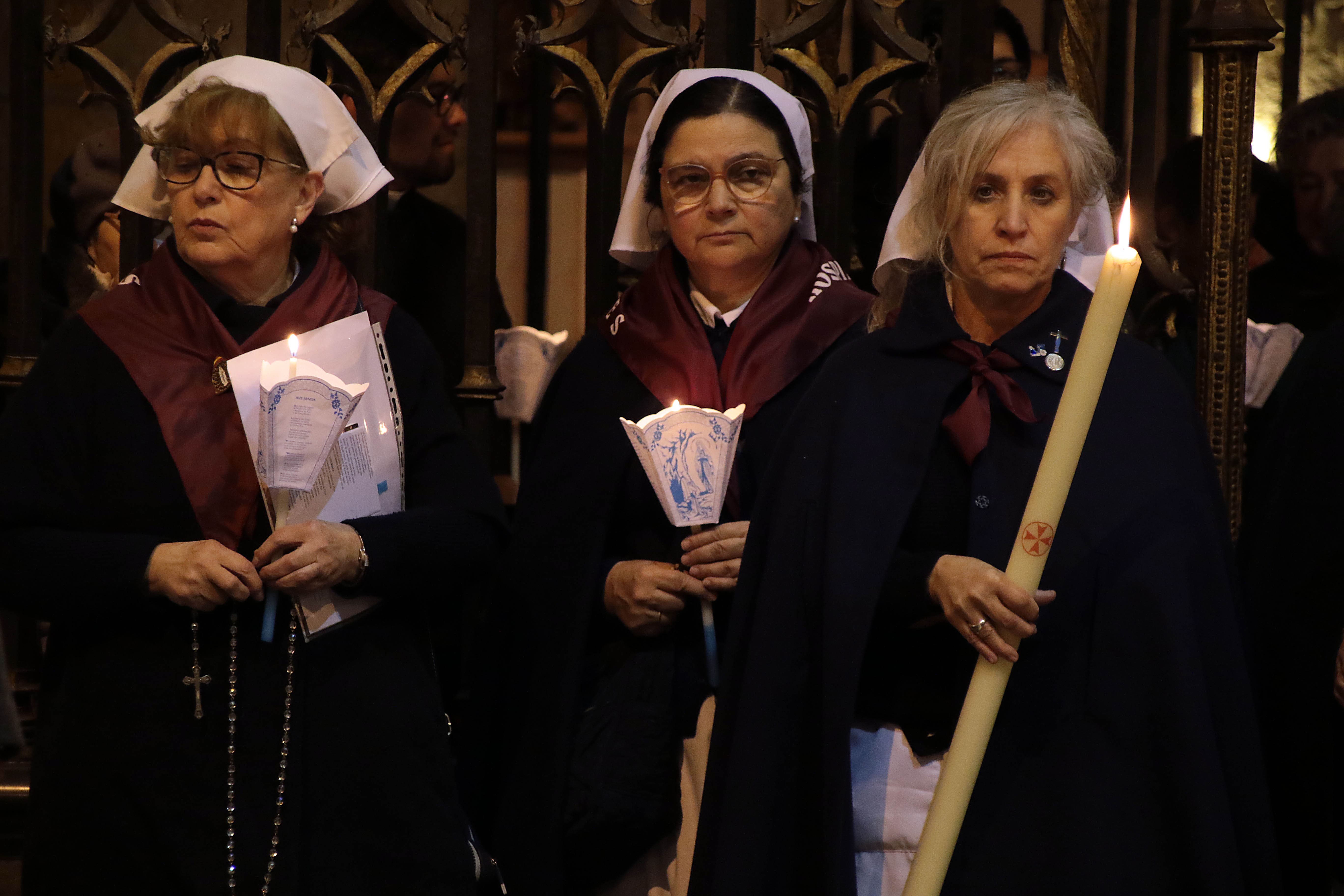Procesión de antorchas de la Hospitalidad de Nuestra Señora de Lourdes 