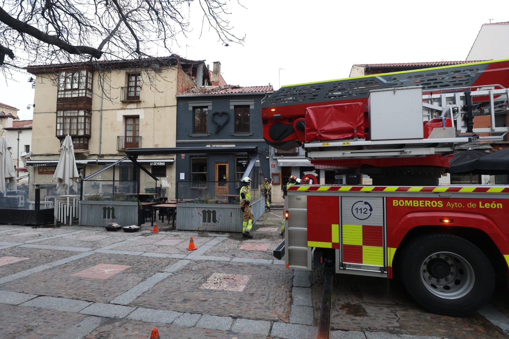 Derrumbe de un edificio en el centro del León
