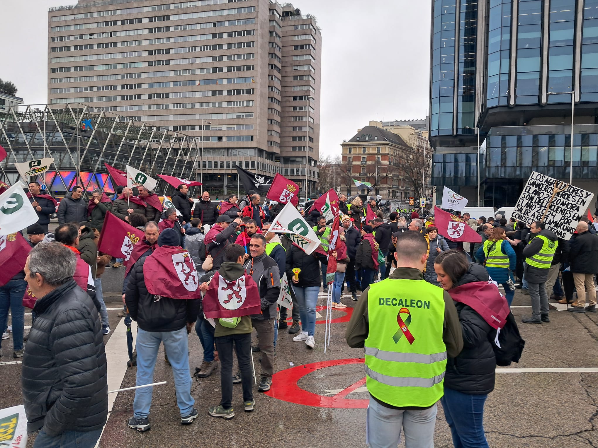  Manifestación de agricultores con tractores para protestar por los acuerdos con Mercosur. 