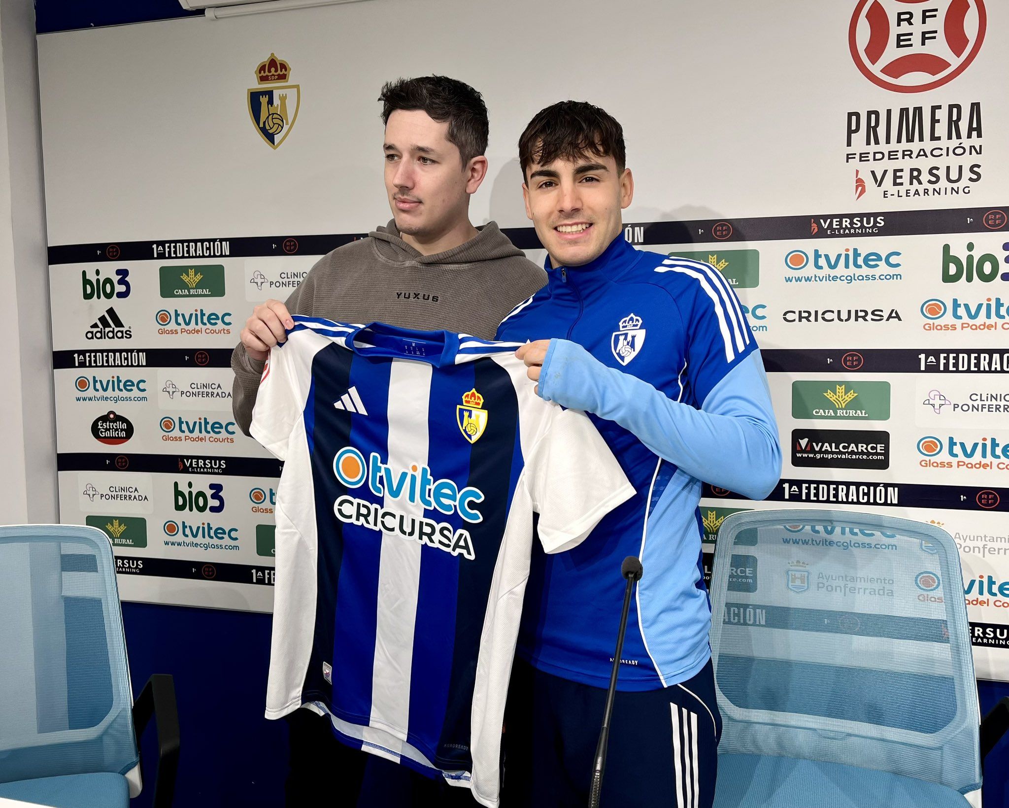 Koke, durante su presentación con la Ponferradina. | SDP