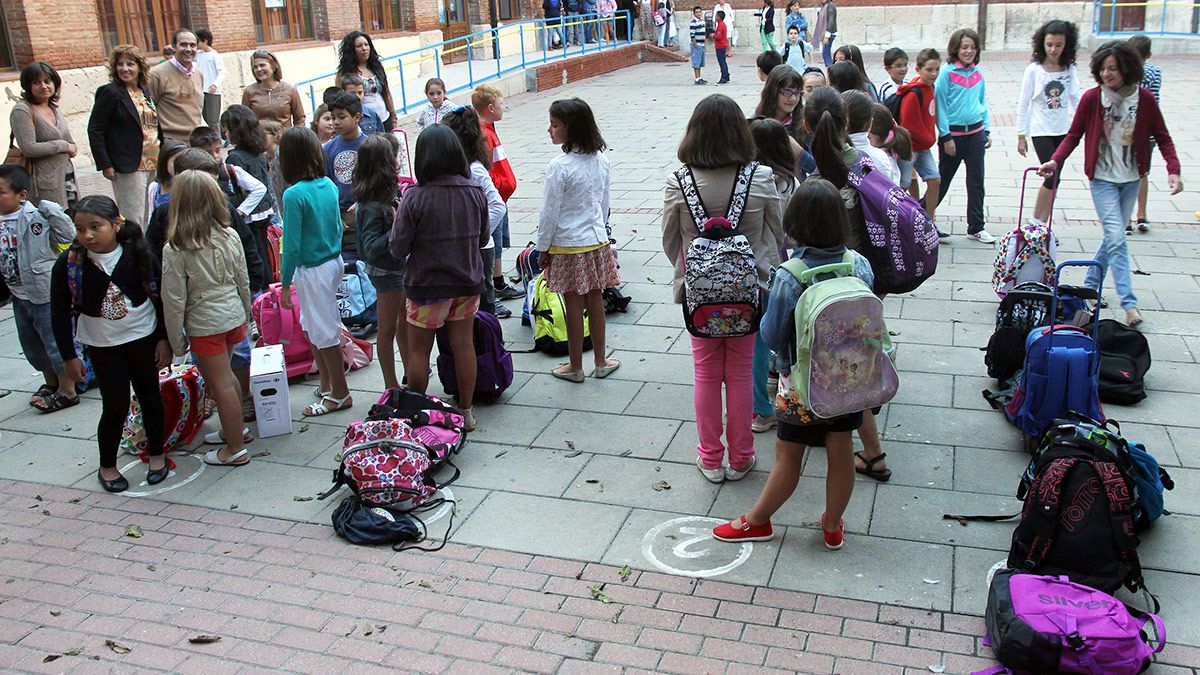 El nuevo curso escolar dará comienzo el próximo lunes 12 en toda la comunidad. | ICAL