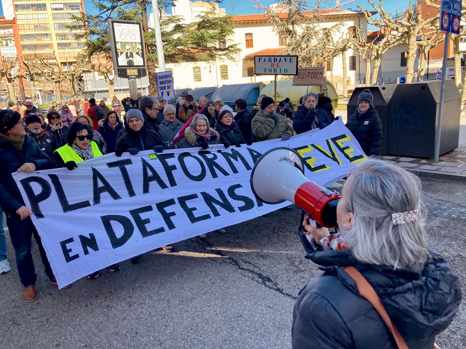 Movilización de este sábado para reclamar el regreso del tren de Feve. | ICAL