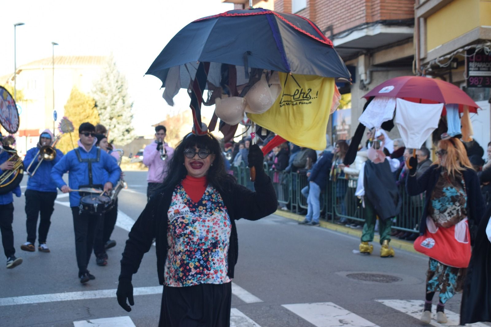 Desfile de Carnaval de Santa María del Páramo. | ALEJANDRO RODRÍGUEZ