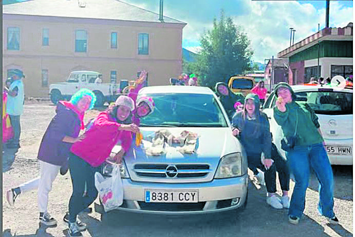 Algunas de las numerosas actividades que la Comisión realiza, la famosa gymkana Algunas de las numerosas actividades que la Comisión realiza, la famosa gymkana