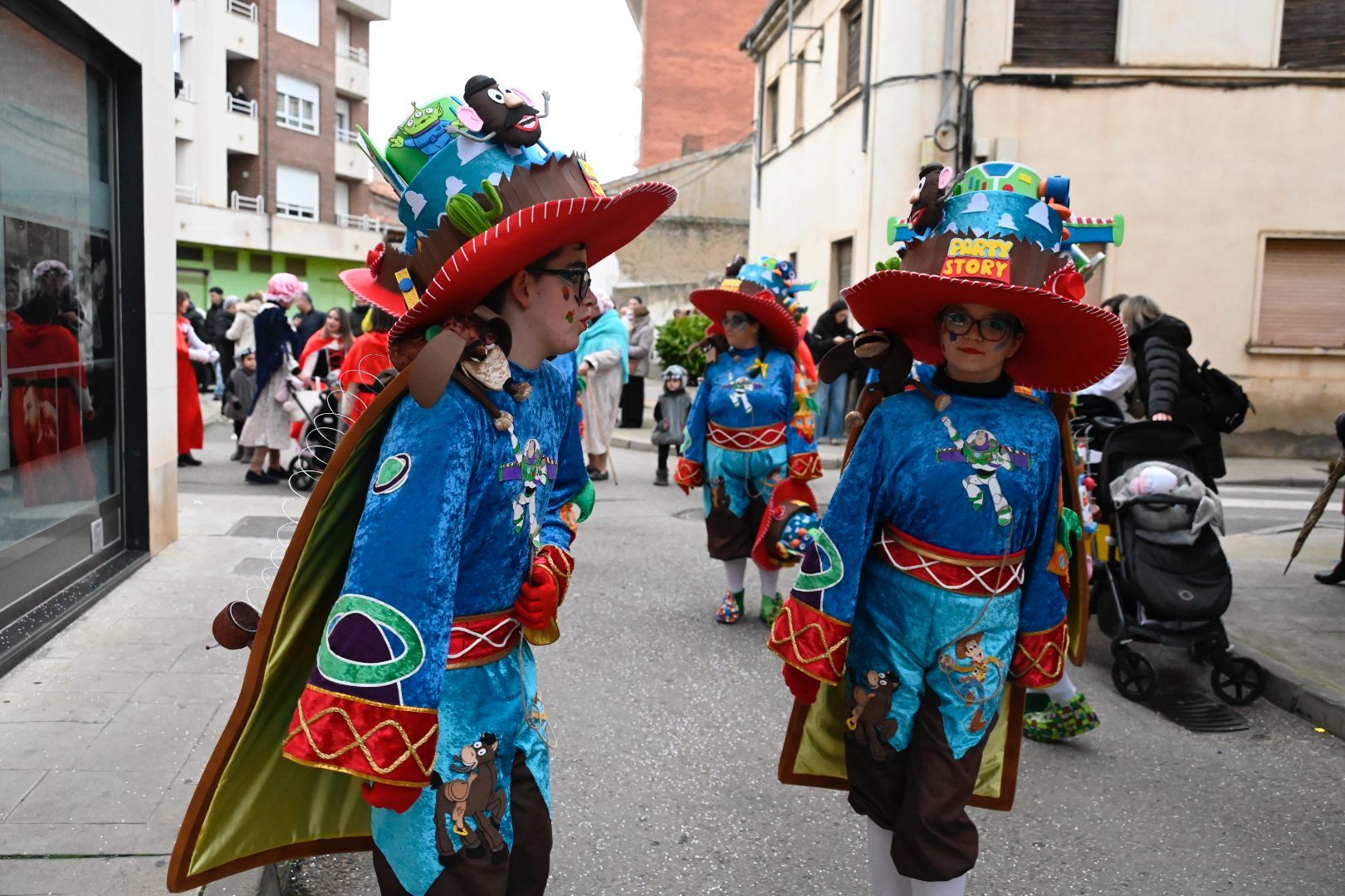Desfile de carnaval de Valencia de Don Juan. | SAÚL ARÉN