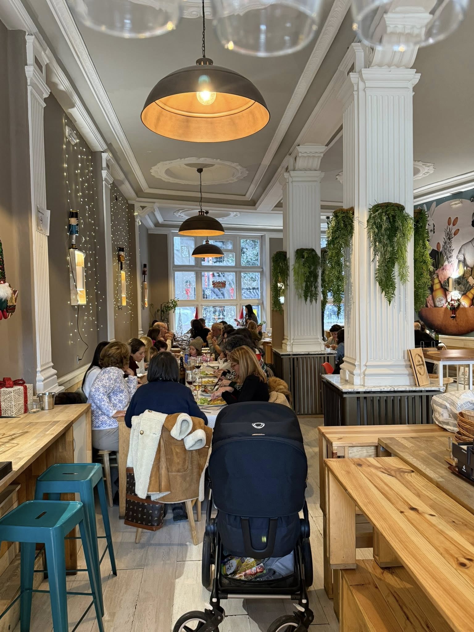 Panorámica del Restaurante Madrid en Ponferrada.