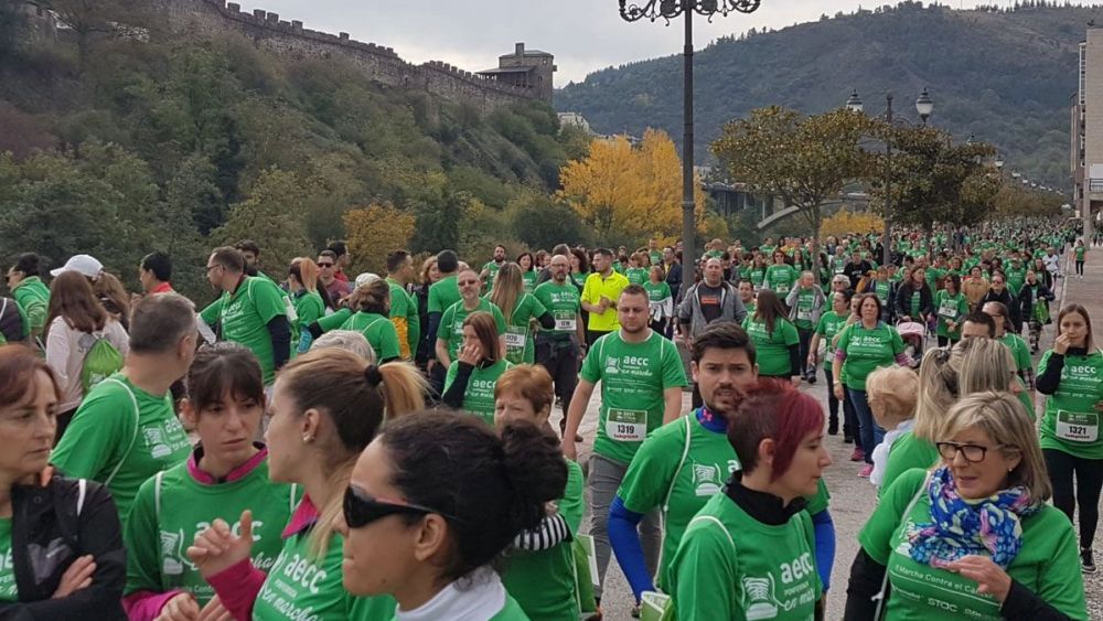 Una de las actividades organizadas por la AECC en Ponferrada. | M.I.