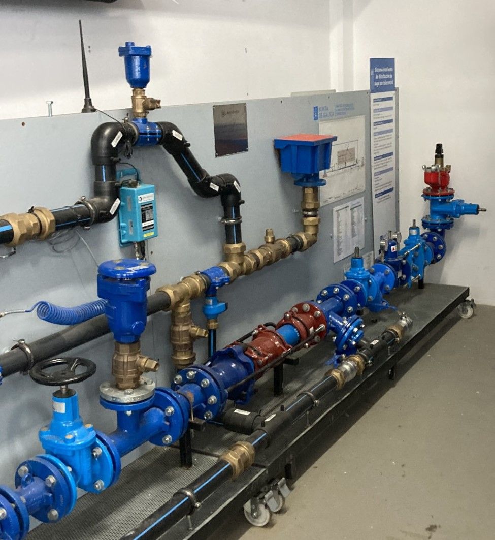 La metodología práctica del centro, se basa en una máxima «aprender haciendo».