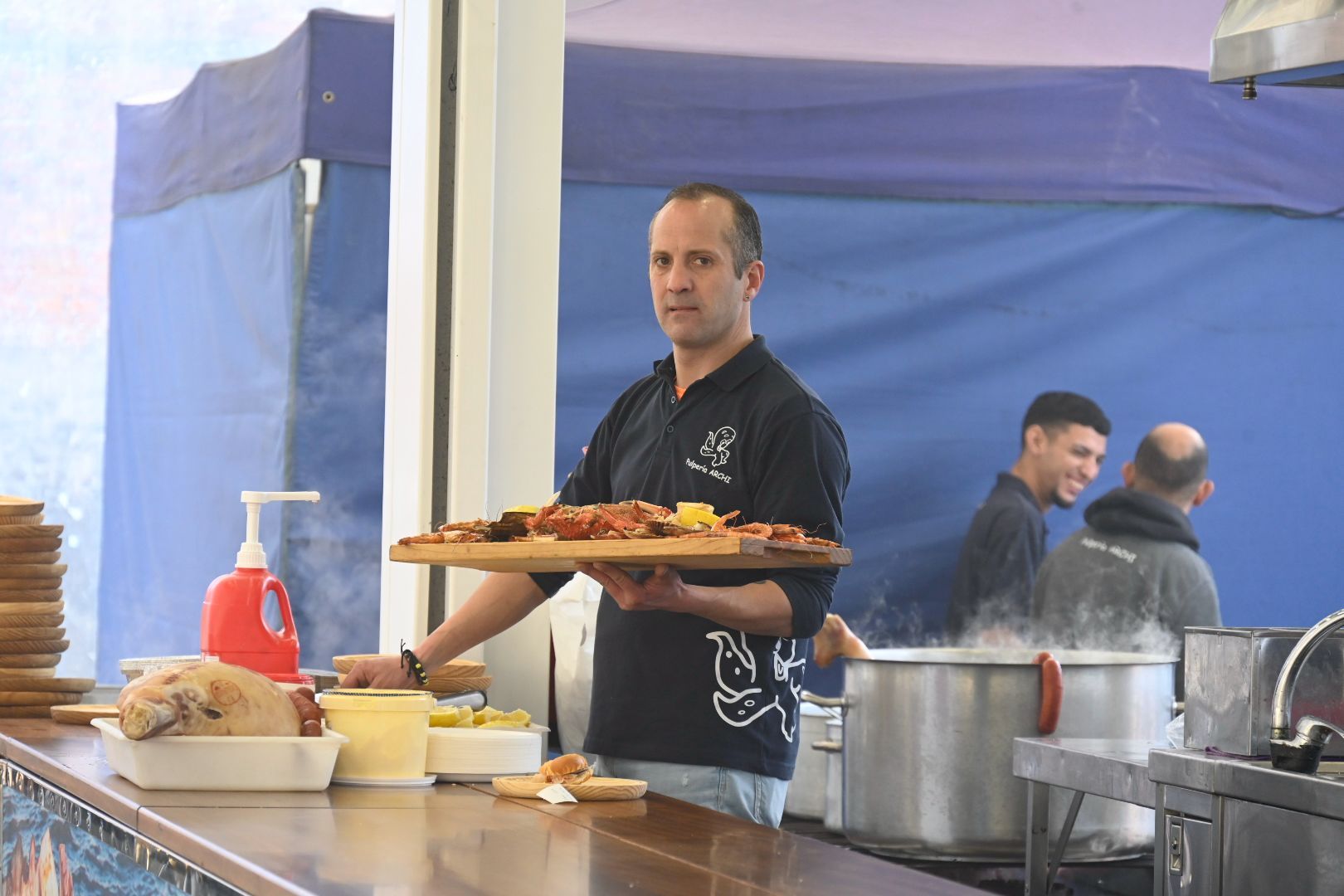 Una imagen de la Feria del Marisco de Hospital de Órbigo. | SAÚL ARÉN