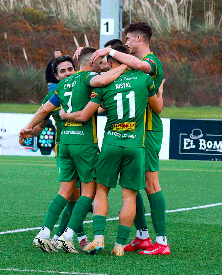 El Astorga suma ya cuatro victorias en los últimos cinco partidos y sin fallar en las finales ante rivales directos. REPORTAJE GRÁFICO ASTORGA