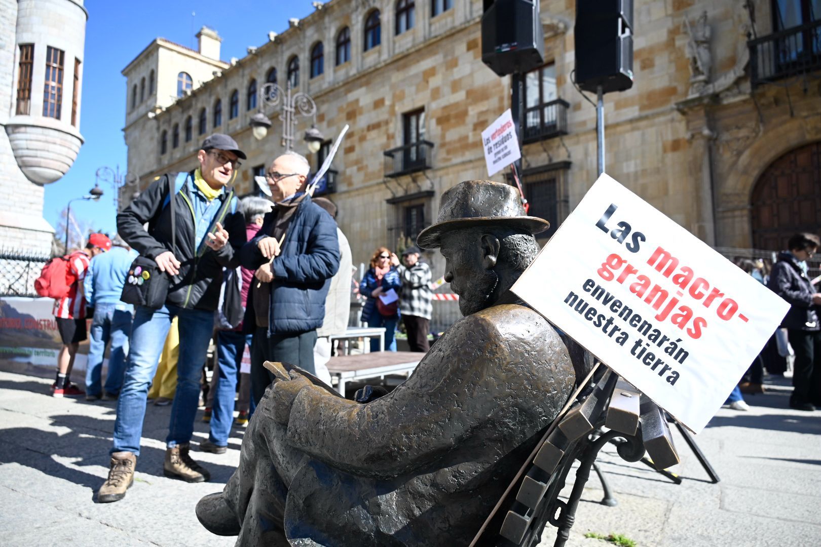 Unión en las protestas contra los macroproyectos industriales 