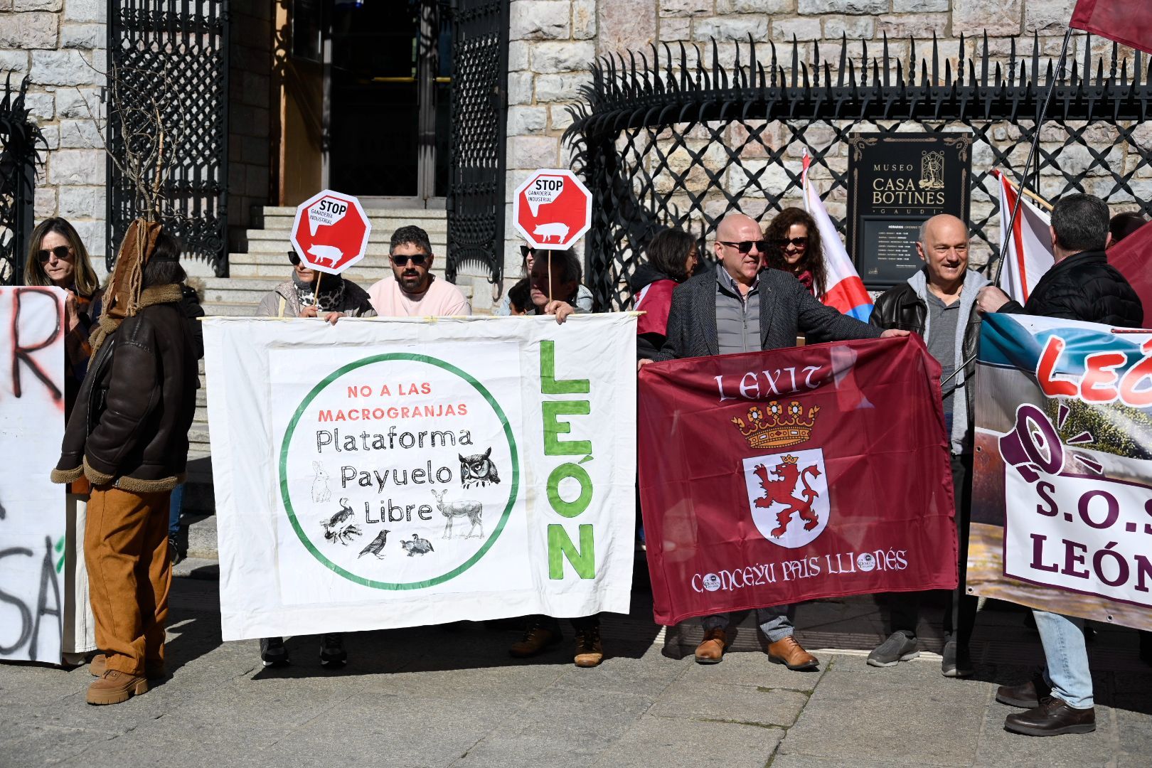 Unión en las protestas contra los macroproyectos industriales 